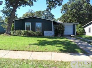3604 Castleman St, Fort Worth, TX 76119