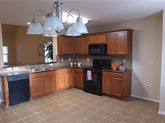 4th image of 1201 Koto Wood Dr