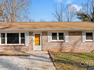2338 Greater Druid Hills Blvd, Hendersonville, NC 28791