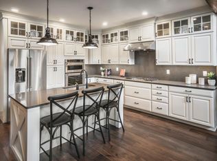 14 Plimpton Farm Rd, Millis, MA 02054