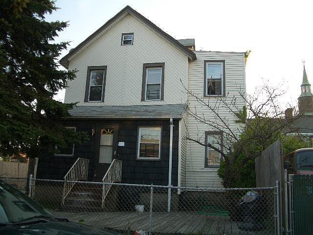 2nd image of 315 Beach 92nd St