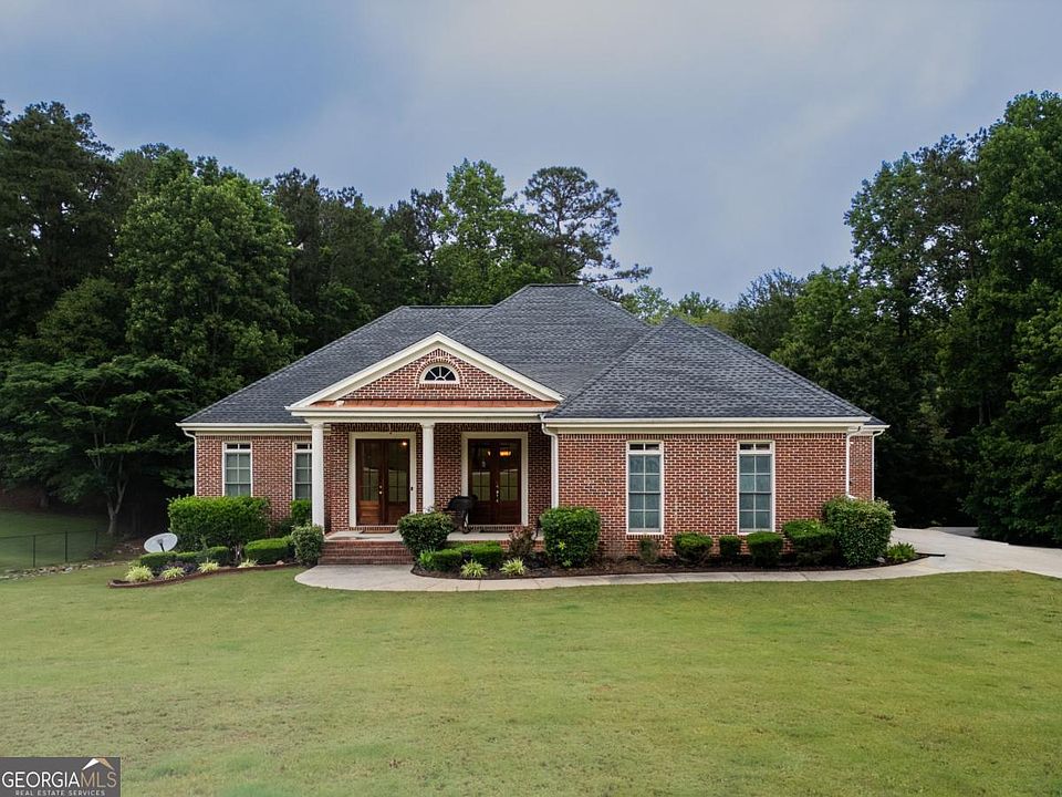 1st image of 3924 Hershel Dr