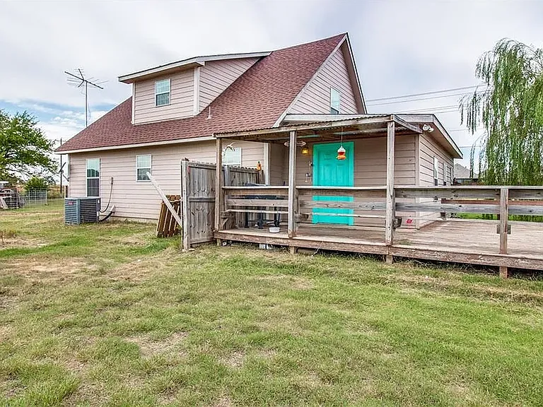 3330 FM 2931 — Photo 24