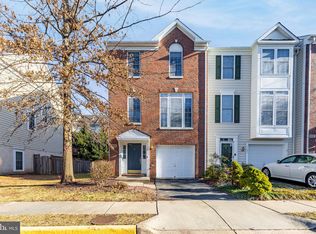 11619 Fairfax Commons Dr, Fairfax, VA 22030