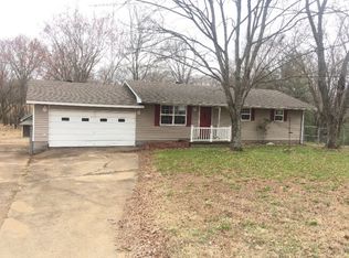135 Griffin St, Greenfield, TN 38230