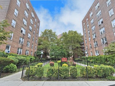 3310 Avenue H APT 3E, Brooklyn, NY, 11210