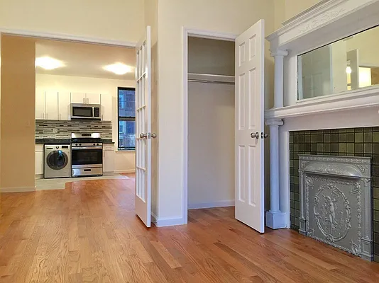 Rented by NYLA Realty | media 13