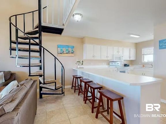 4th image of 1772 W Beach Blvd #302