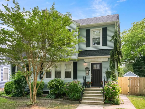 21 Laurel Ave, Linwood, NJ 08221