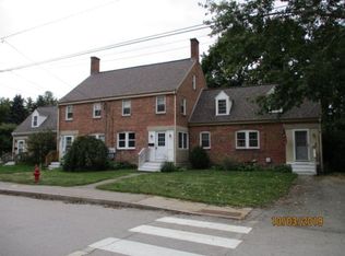 21 Cedar St, Newmarket, NH 03857