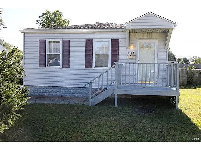 2504 Adams St photo 1
