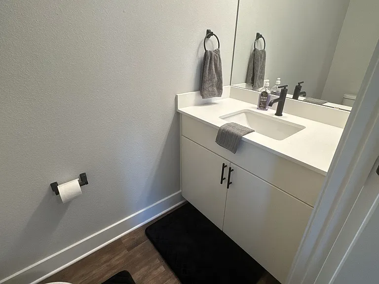 7315 Bennett Ave #1 — Photo 50