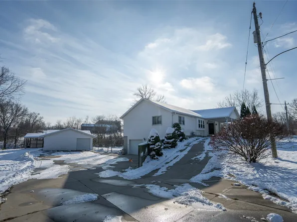 305 W Main St #A, Mingo, IA 50168