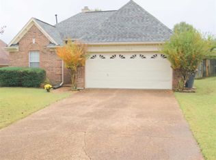 10065 E Woodland Pine Cv, Arlington, TN 38002
