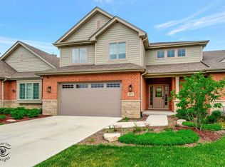 20375 Grosse Point Dr, Frankfort, IL 60423