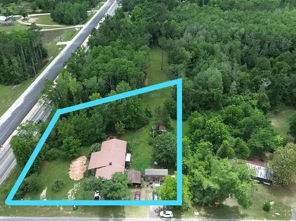 1867 6th Ave, Wausau, FL 32428