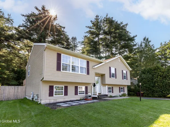 78 Peachtree Lane, Queensbury, NY 12804