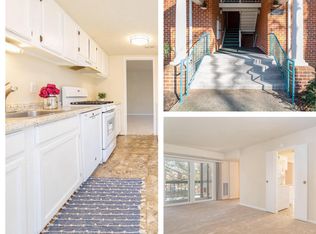 11810 Breton Ct APT 12-B, Reston, VA 20191