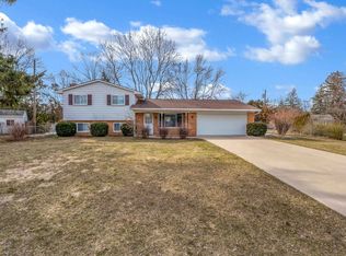 4173 Smoke Tree Way, Waterford, MI