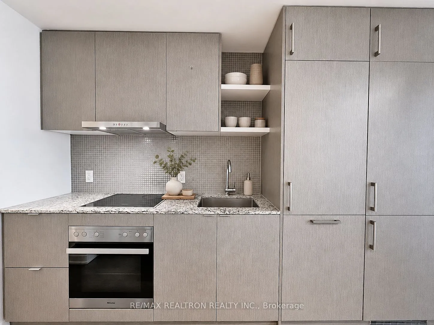 2 bed, $3,500 — Photo 3