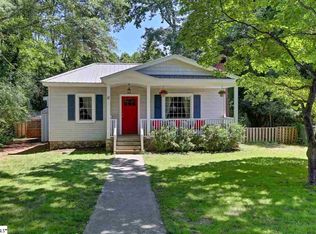 11 Twelve Oaks Ter, Greenville, SC 29615