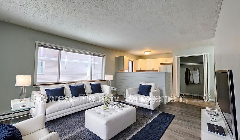 1st image of 713 30th St N APT 6