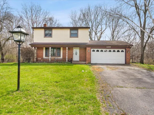 4199 Village Sq, Brighton, MI 48114