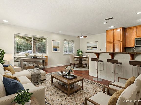 2nd image of 8002 Ensenada Dr APT 2