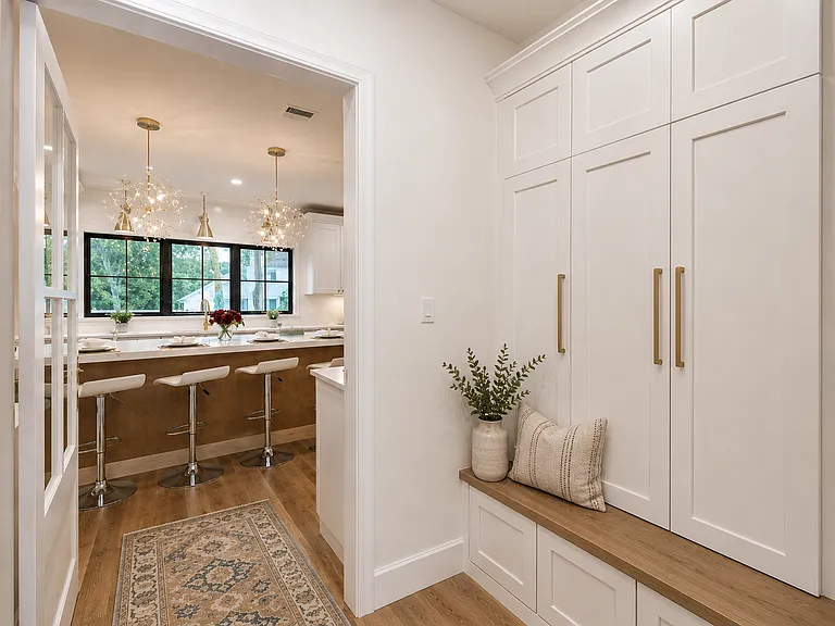 24 Lathrop Ave — Photo 3