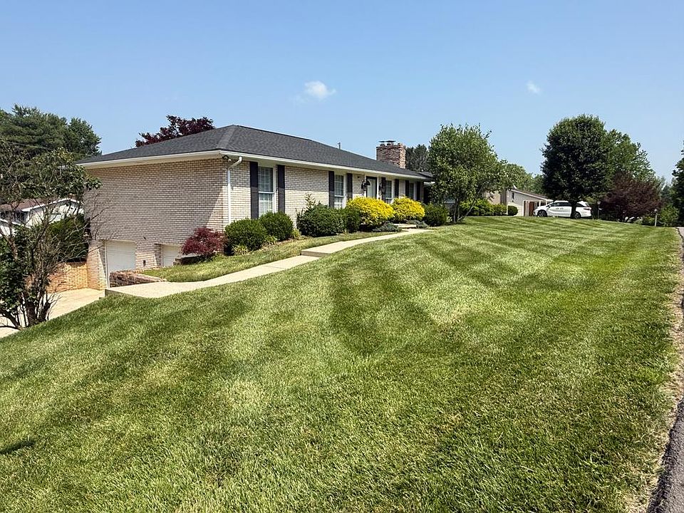 1st image of 8447 Sharon Dr