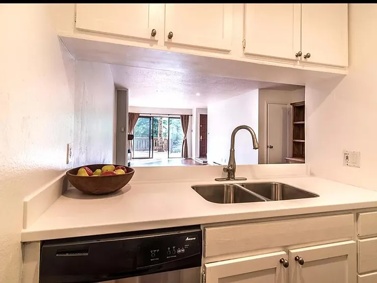 980 Vail View Dr — Photo 6