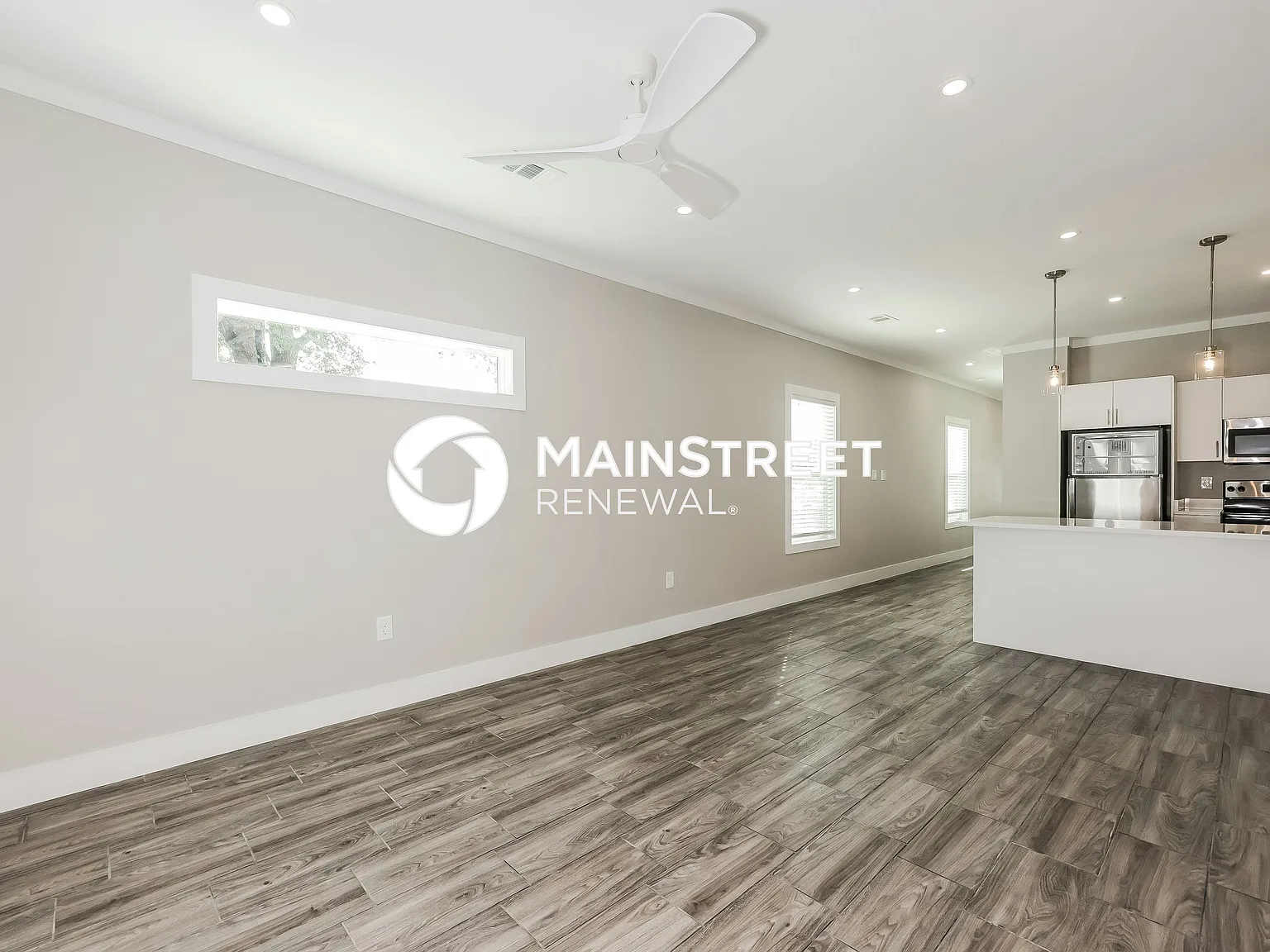 1244 Lonsdale Ave — Photo 3