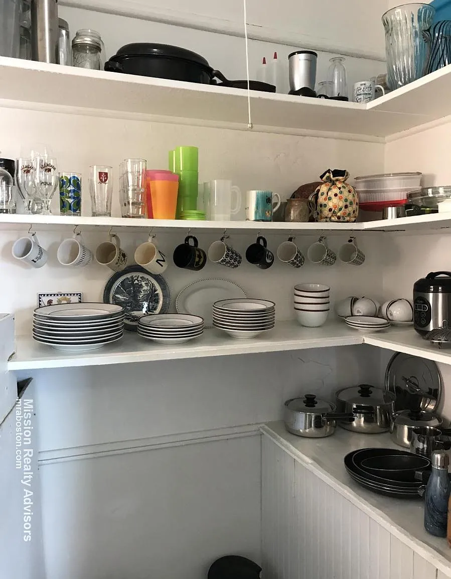 1 bed, 975 sqft, $2,350 — Photo 4