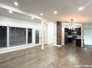 2517 Truscott Dr, Mississauga, ON L5J2B3