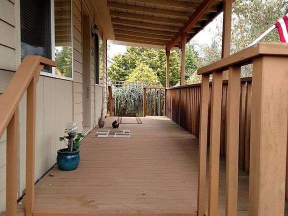 4th image of 406 Taylor St