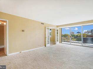 8315 N Brook Ln #2-607, Bethesda, MD 20814