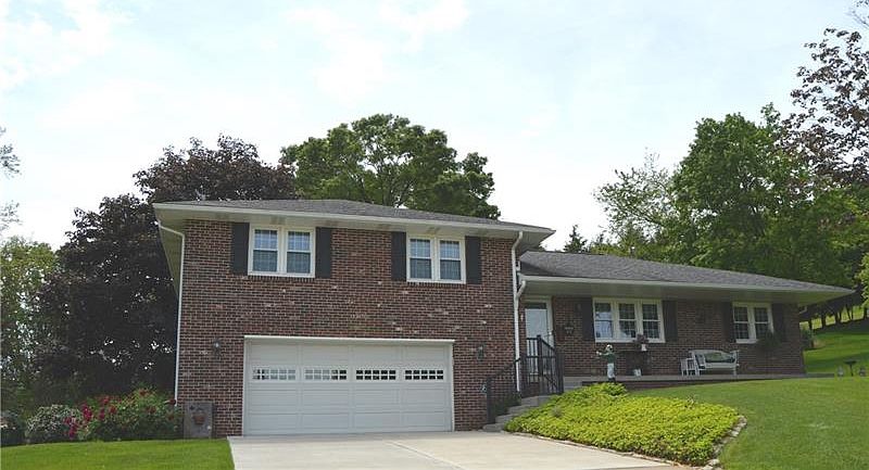 1st image of 213 Primrose Dr
