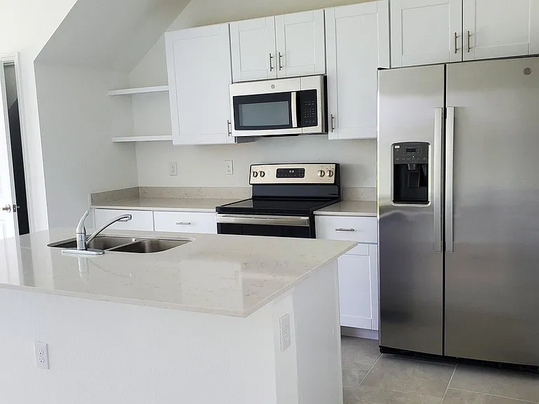 14271 Oviedo Pl — Photo 3