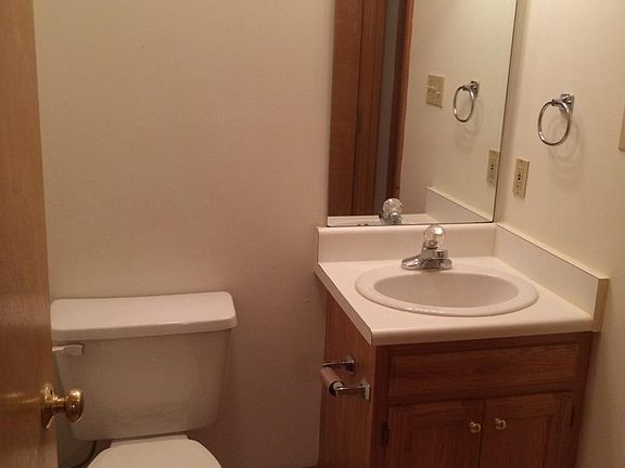 1/2 bath on 1st floor