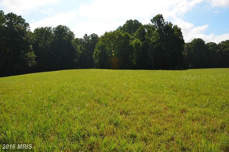 2nd image of 17311 Magruders Ferry Rd
