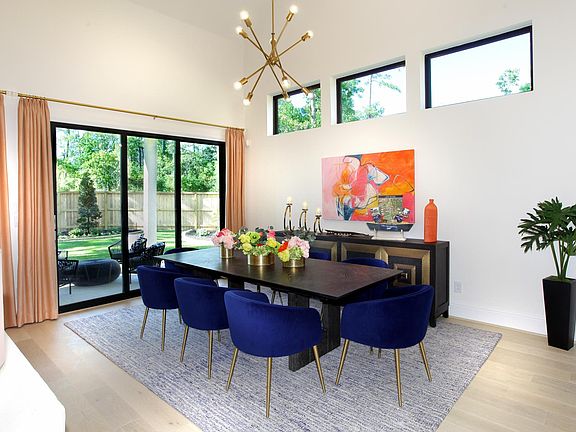 The Brynlee II Dining Room