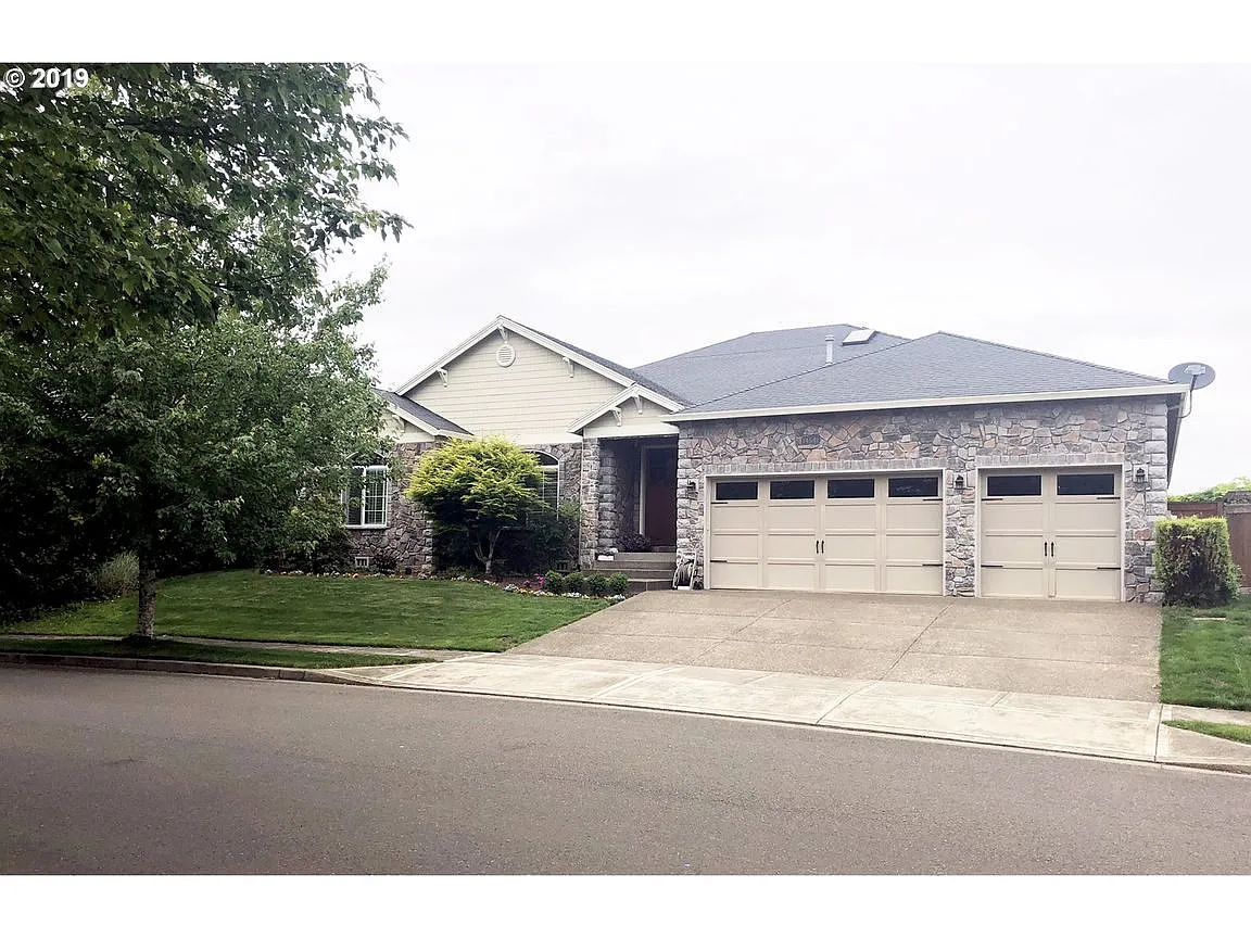 14541 SE Mia Garden Dr photo 1