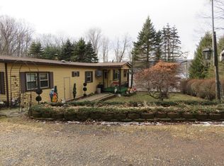 125 Rosebank Rd, Lake Ariel, PA 18436