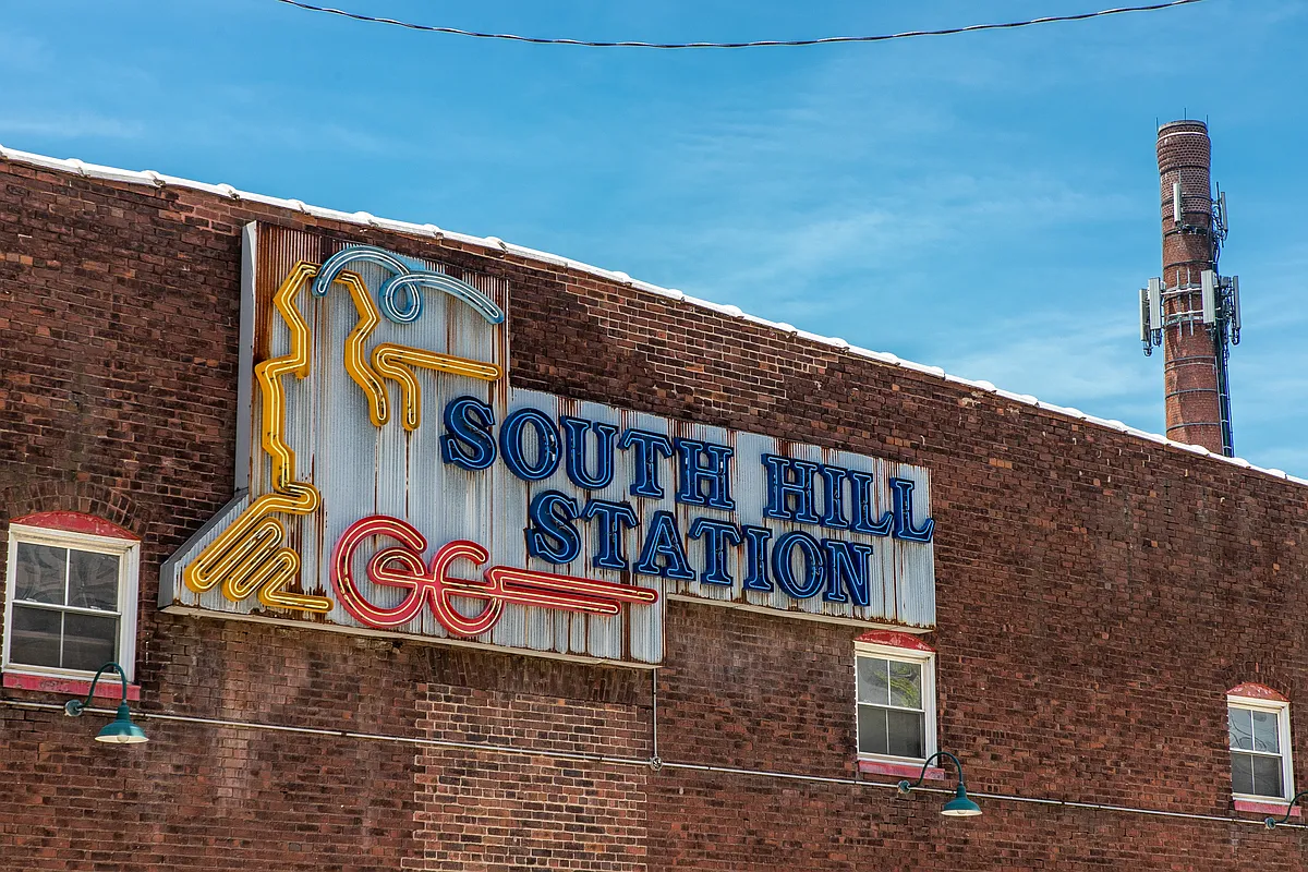 SHSL Building signage - 222 Bolivar St #203