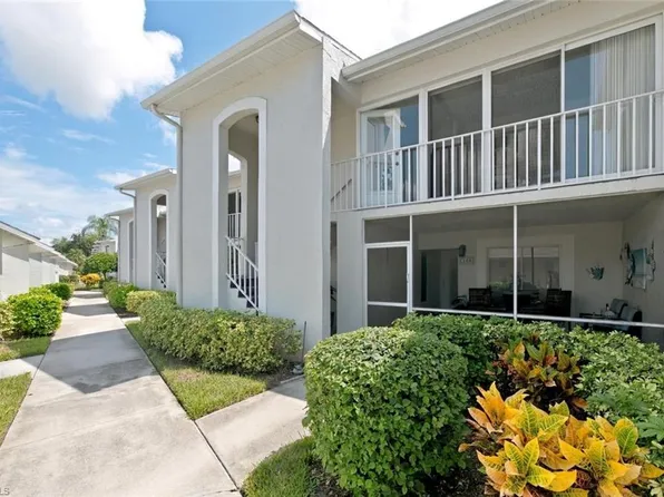470 Country Hollow CT #I204, NAPLES, FL 34104