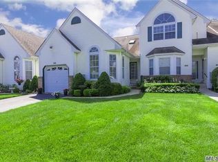 1805 Eve Ann Dr, Port Jefferson Station, NY 11776