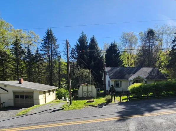 263 Loraine Rd, Nanty Glo, PA 15943