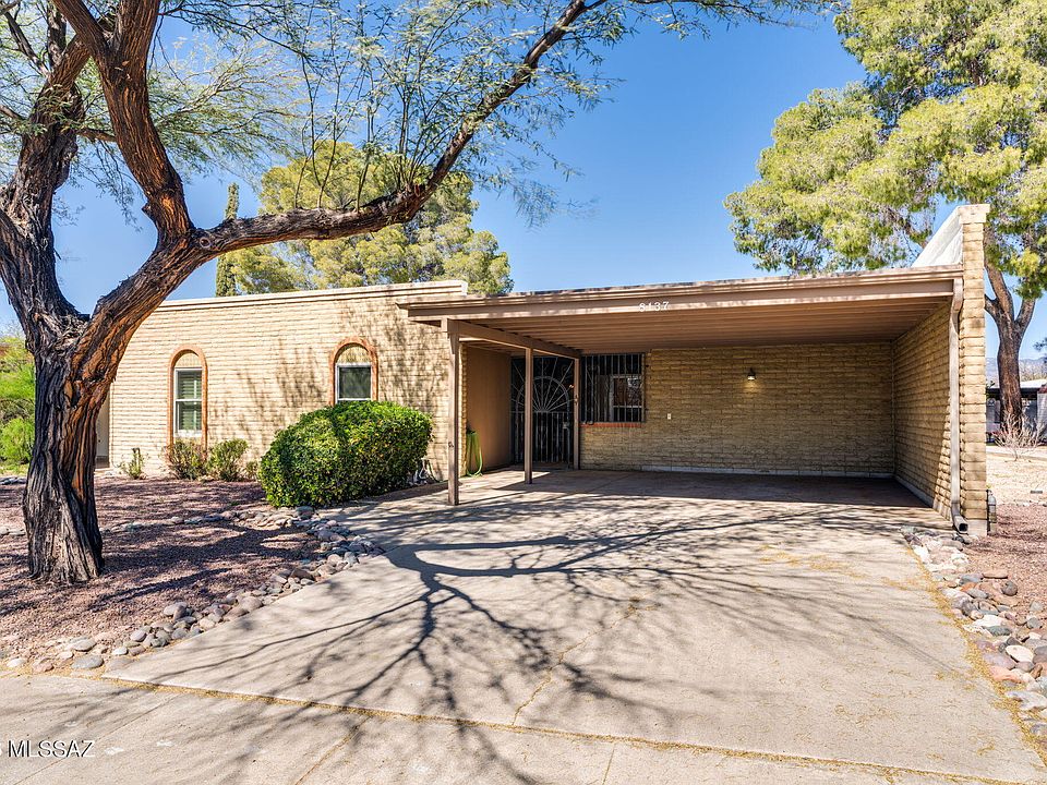 1st image of 8137 E Renaud Ln