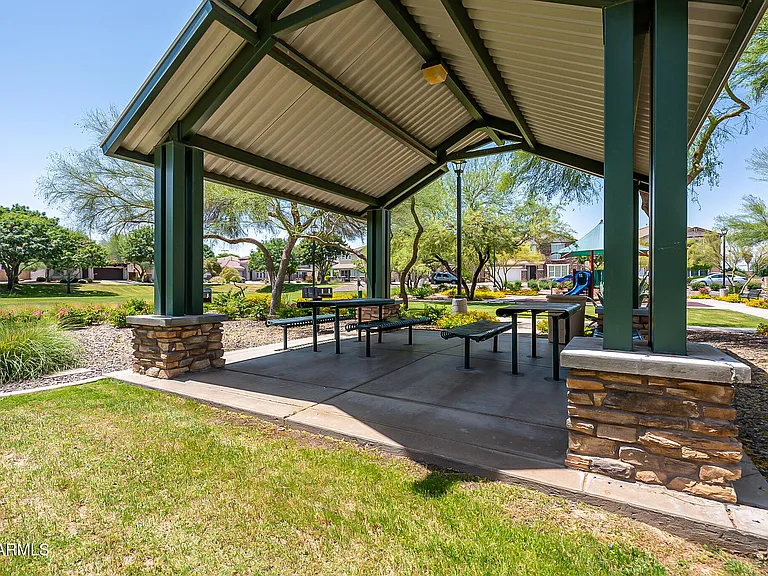2250 E Wayland Dr — Photo 46