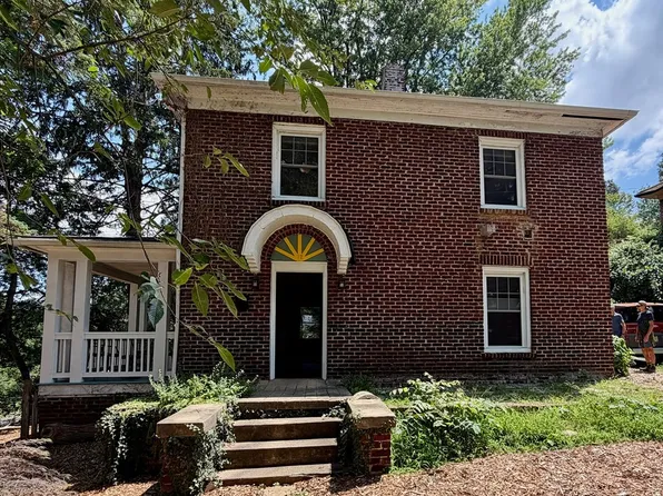 72 Buchanan Ave, Asheville, NC 28801